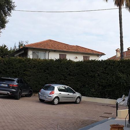 Studio Meuble-Juan Pins-Logt2 Antibes Zewnętrze zdjęcie